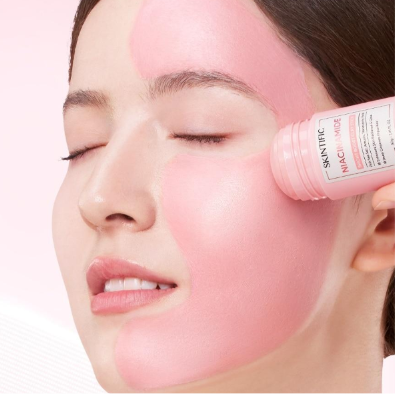 Mască Facială Stick cu Argilă Roz – Curățare Delicată, Hidratare și Aspect Revitalizat